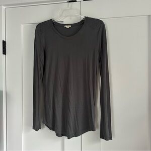 GAP Gray Fitted Long Sleeve Tee